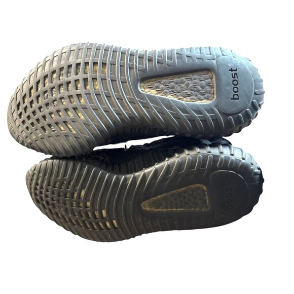 Yeezy Boost 350 V2 Unisex Sneakers in Carbon & Black Knit 8.5 - Picture 6 of 8